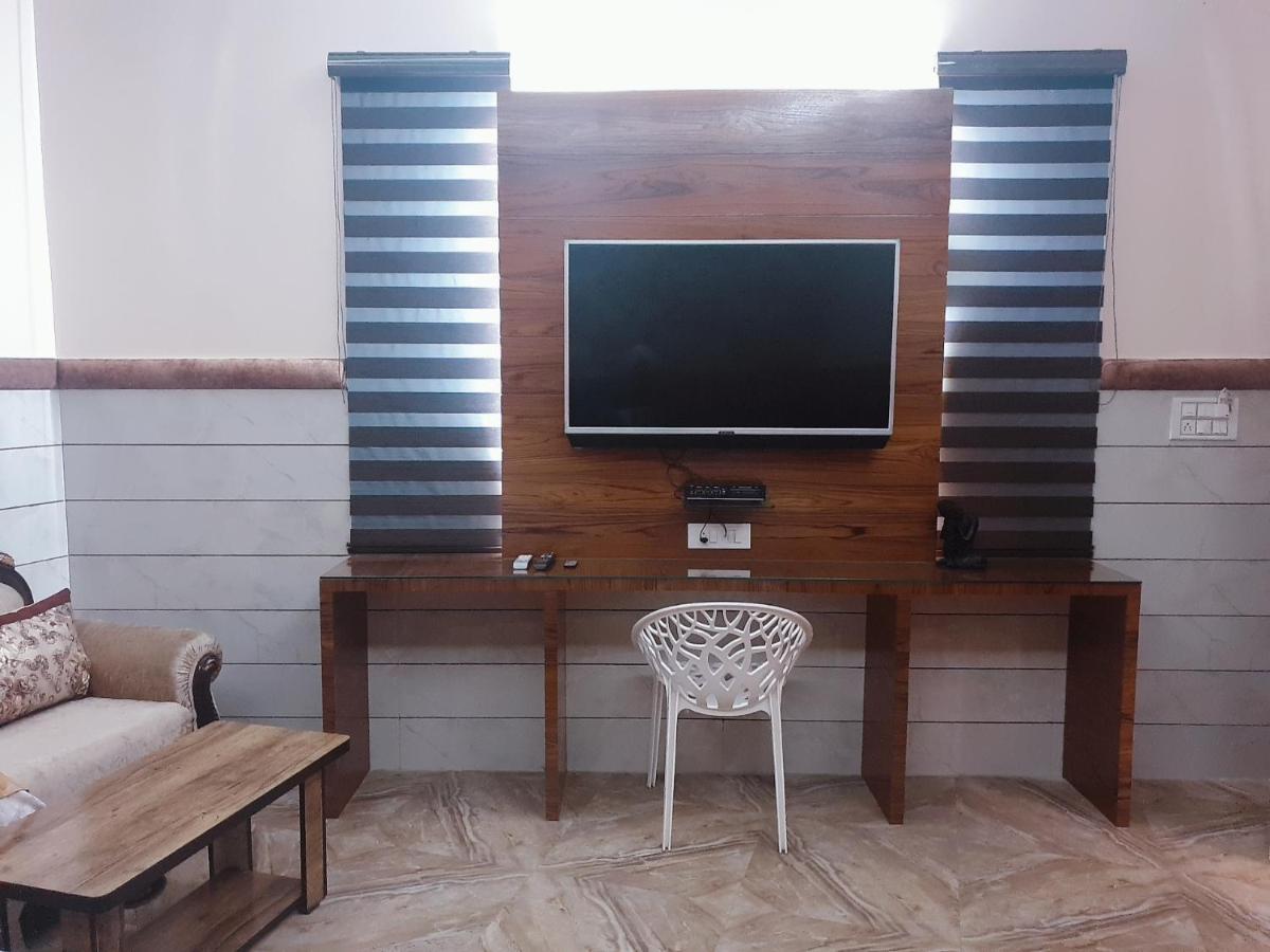The Park View Hotel Amritsar Extérieur photo