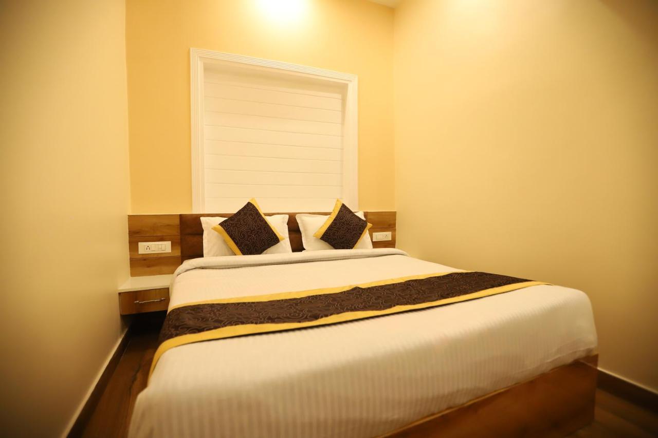 The Park View Hotel Amritsar Extérieur photo