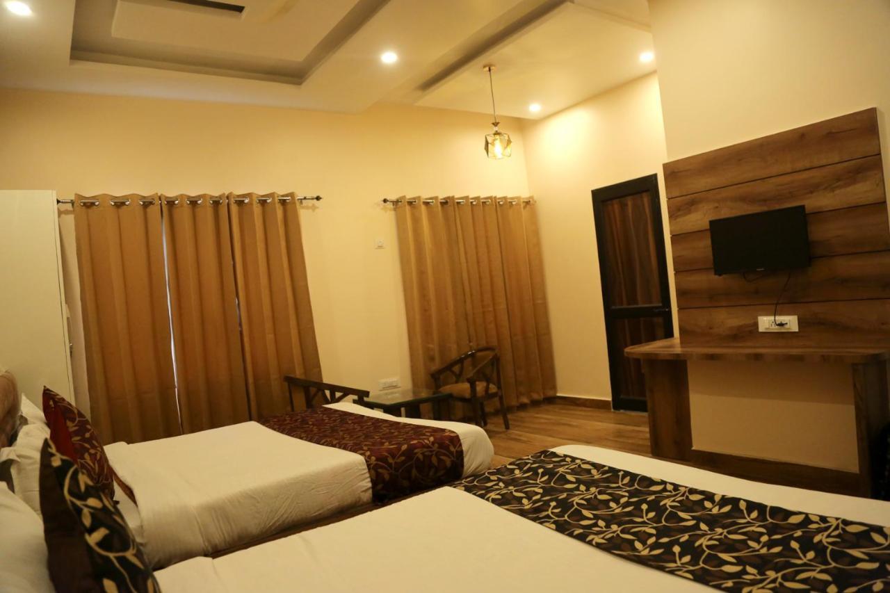 The Park View Hotel Amritsar Extérieur photo