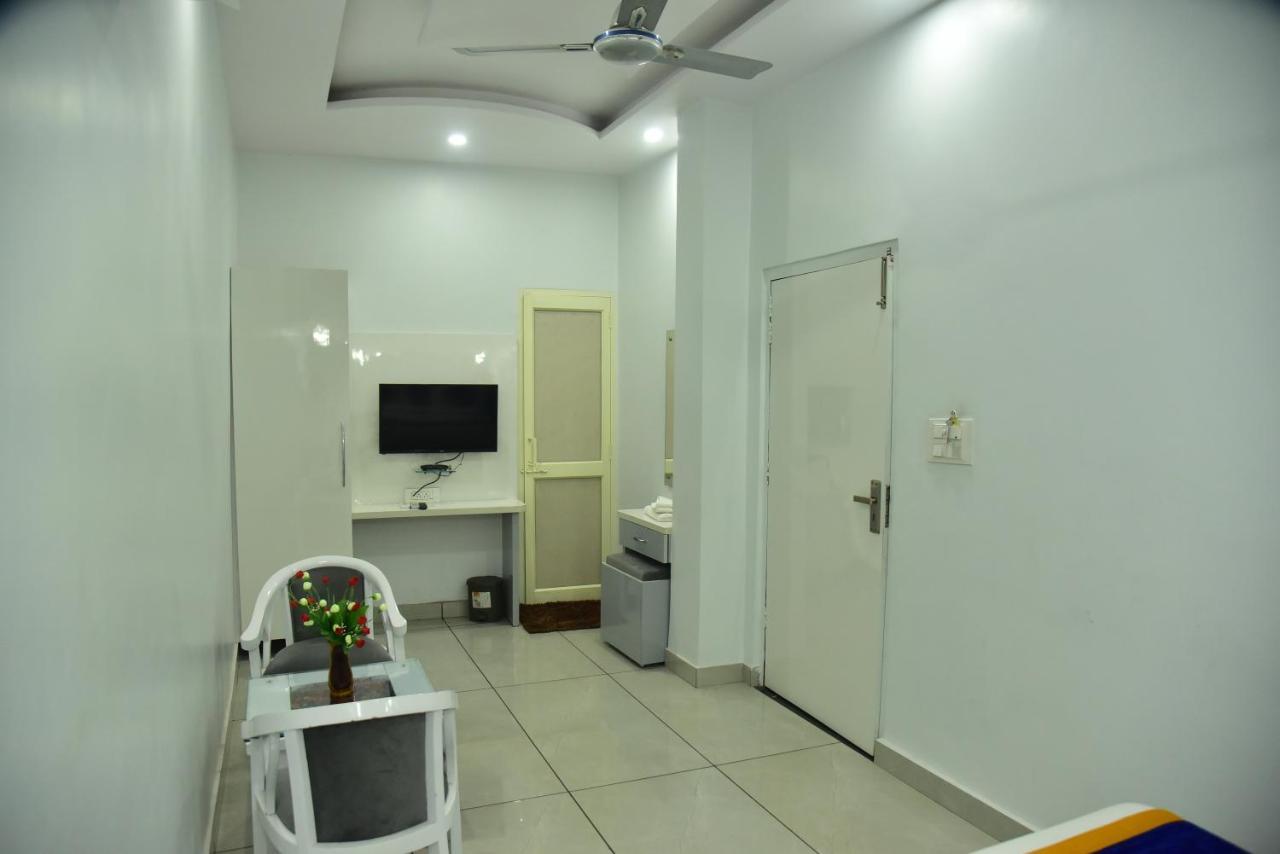 The Park View Hotel Amritsar Extérieur photo