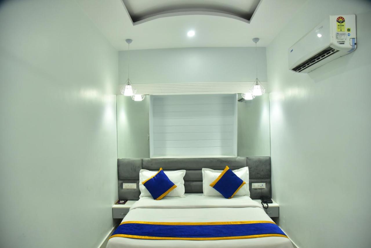 The Park View Hotel Amritsar Extérieur photo
